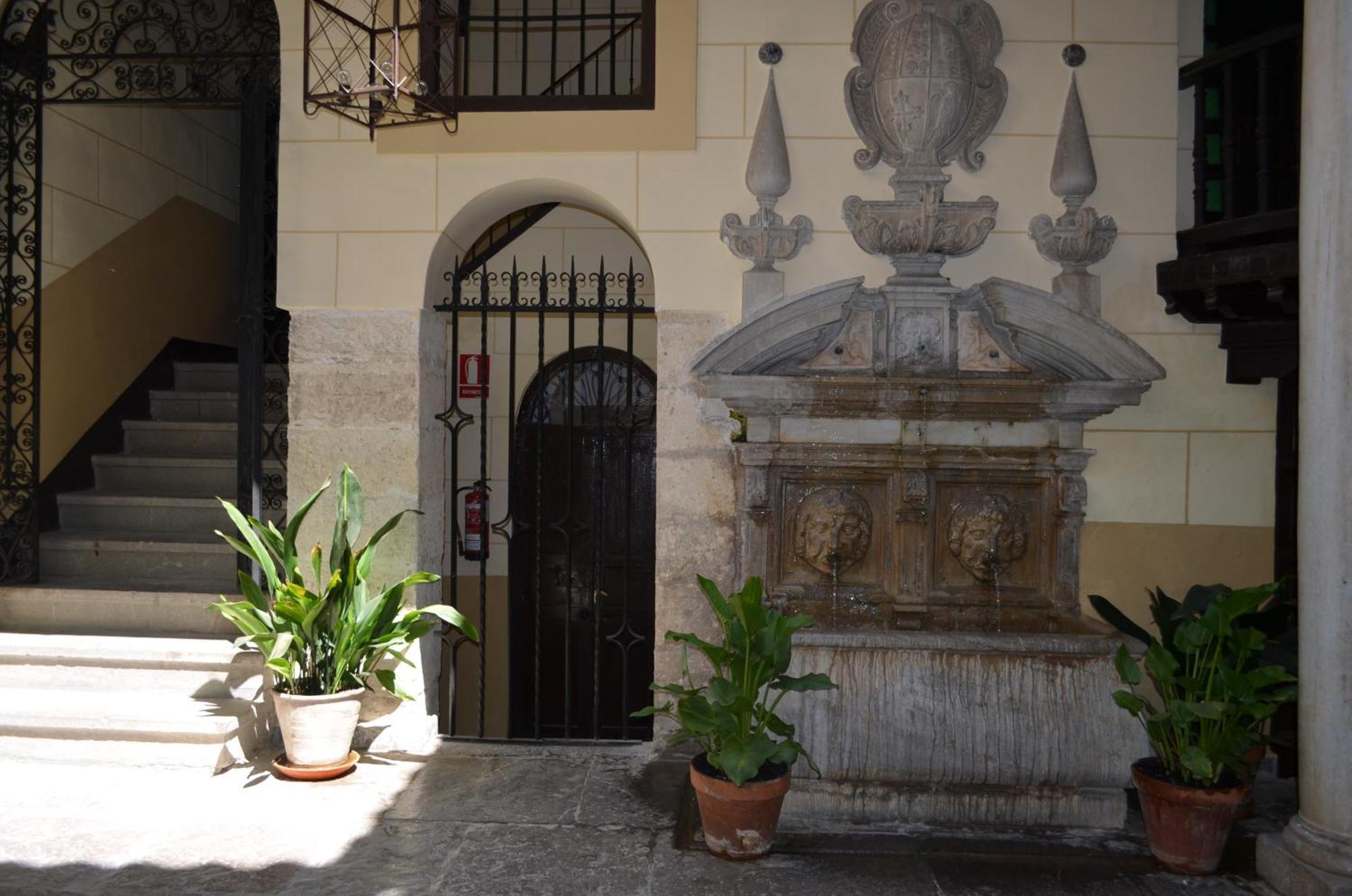 Palacio De Mariana Pineda Гранада Екстер'єр фото