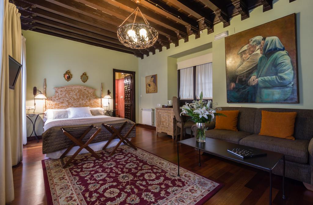 Palacio De Mariana Pineda Гранада Номер фото